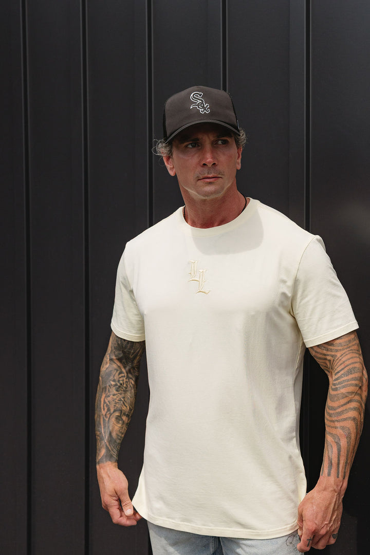 Translation missing: en.Quiet Luxury Tonal Embroidered Tee
