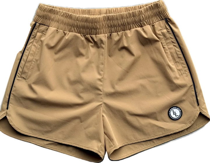 Translation missing: en.Mocha tan 3" inseam gym shorts for lifters with side pockets and rubber LL logo patch