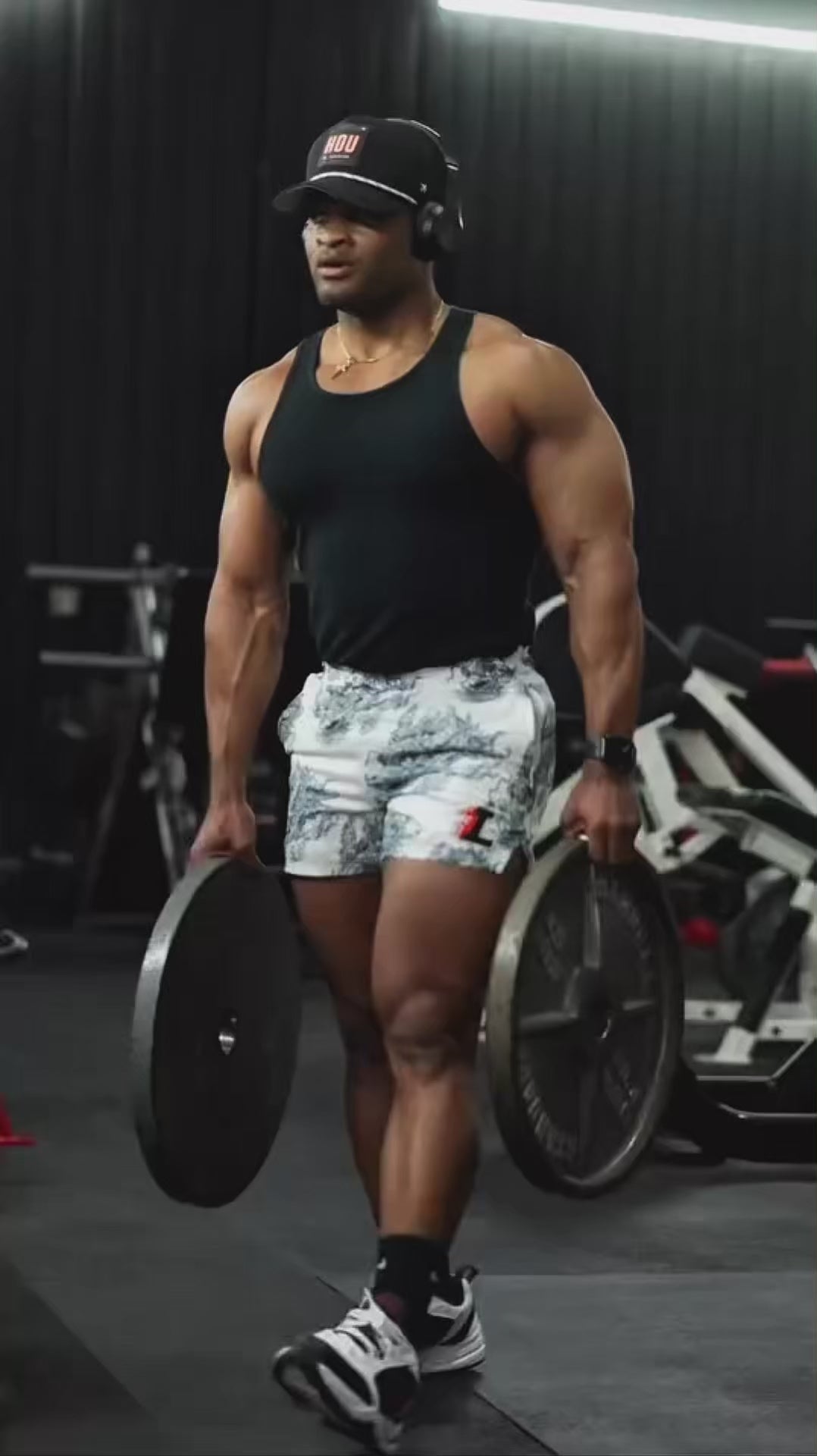 WE BUILT THE SHORTS.